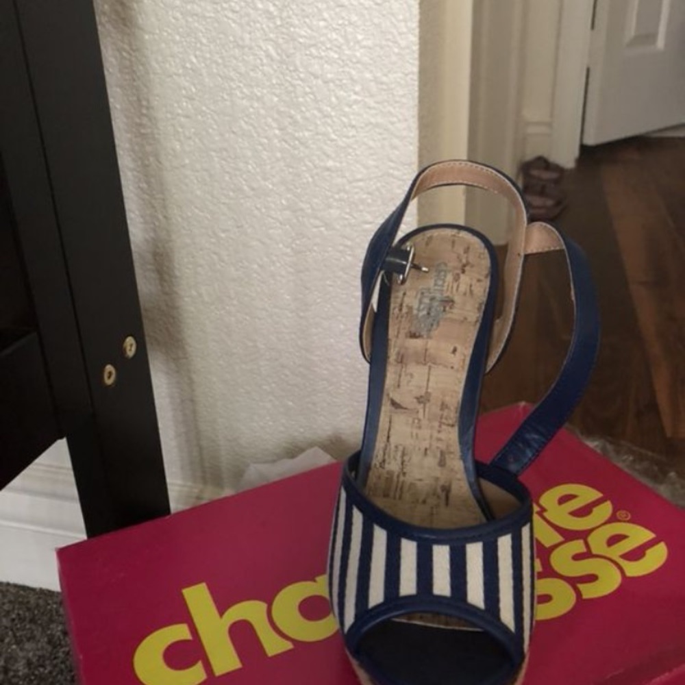 Shoes - Picture 2 of 3